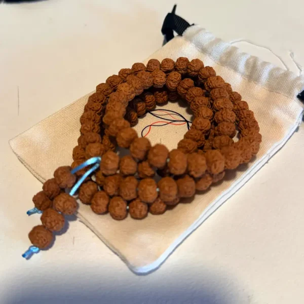 Moola Shanti – Mala tradicional de Rudraksha